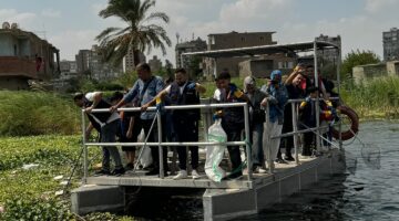بالصور.. بنك saib ينظم يوماً تطوعياً لتنظيف مياه النيل بجزيرة القرصاية بالجيزة
