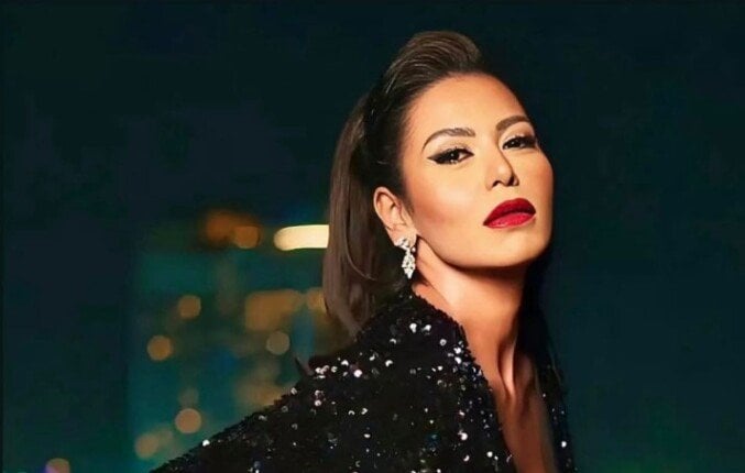 بصورة من الكواليس.. لقاء الخميسي تشوق الجمهور لـ «روج أسود»
