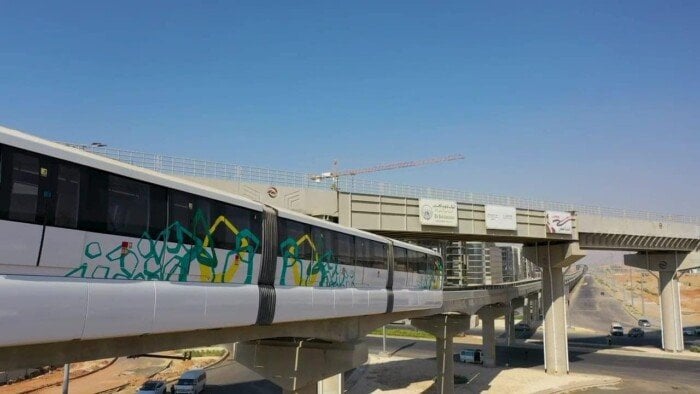 بعد التشغيل التجريبي.. تفاصيل افتتاح المونوريل وأسعار التذاكر