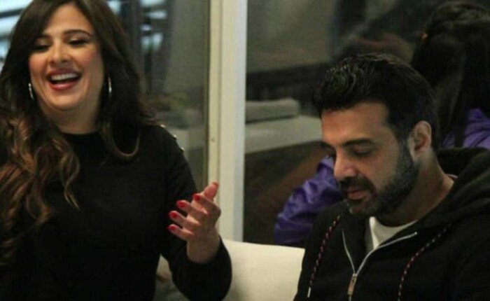 بعد نجاح «وتقابل حبيب».. عمرو محمود ياسين يهدي جائزته لــ ياسمين عبد العزيز
