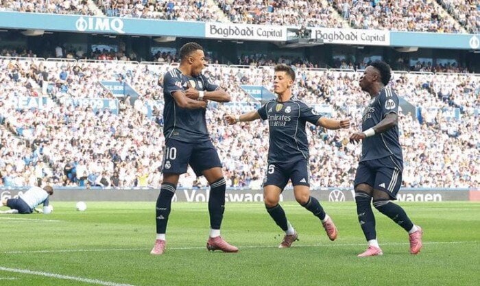 بعشرة لاعبين.. ريال مدريد ينتزع فوزًا صعبًا أمام ريال سوسيداد