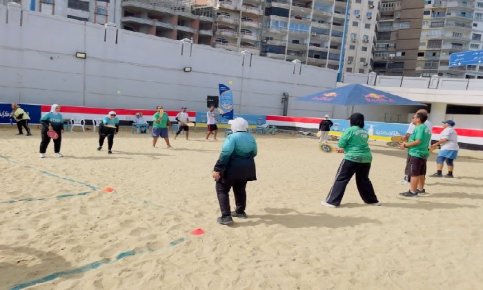 بمشاركة 200 لاعب ولاعبة.. .الإسكندرية تطلق أكبر يوم ترفيهي لرياضة الراكيت بشواطئها