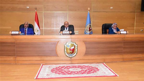تعيين ١٦ معيدا بحفل تخرج الدفعة ١٥ بكلية التمريض جامعة سوهاج