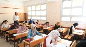 تفاصيل انتظام الطلاب فى فصولهم بأول أيام العام الدراسى