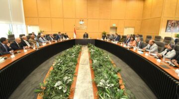 تفاصيل لقاء وزير الإسكان بعدد من كبار المطورين العقاريين