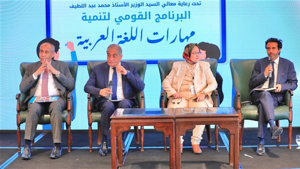 تمتد لـ2027.. «عبداللطيف» يعلن عن خطة شاملة لمعالجة جذور مشكلة القراءة والكتابة