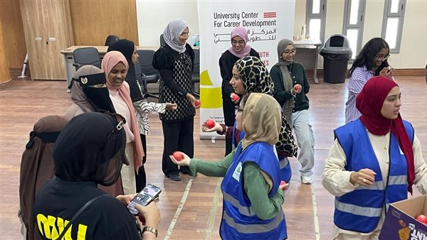 جامعة بورسعيد تحتفي بالطلاب الوافدين