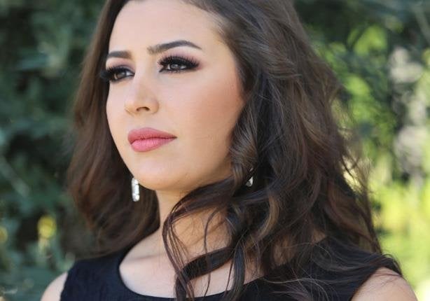 جنات تكشف كواليس ألبومها الجديد “ألوم على مين” وترد على شائعات غيابها عن بناتها