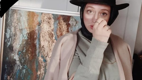 حبس سنة| أول تعليق لوالدة آية عادل بعد الحكم على كريم خالد