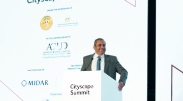 خالد عباس: العاصمة الإدارية تستعد لاستقبال 400 ألف ساكن خلال 3 سنوات