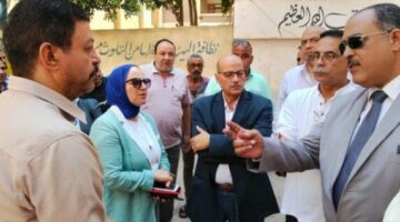 خلال جولة تفقدية بالبساتين.. مدير تعليم الجيزة توجه بضرورة سد العجز بالمدرسين وتخفيض الكثافات