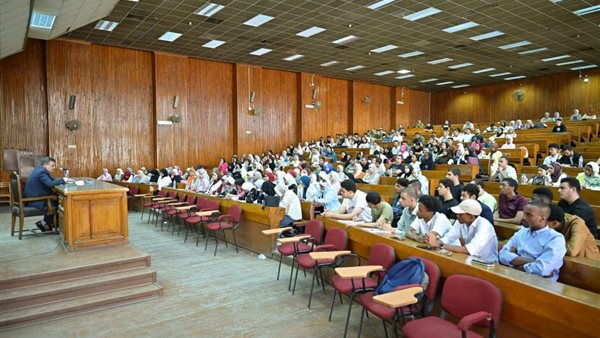 دعاء بداية الدراسة الجامعية.. نصوص أفضل الأدعية للطلاب