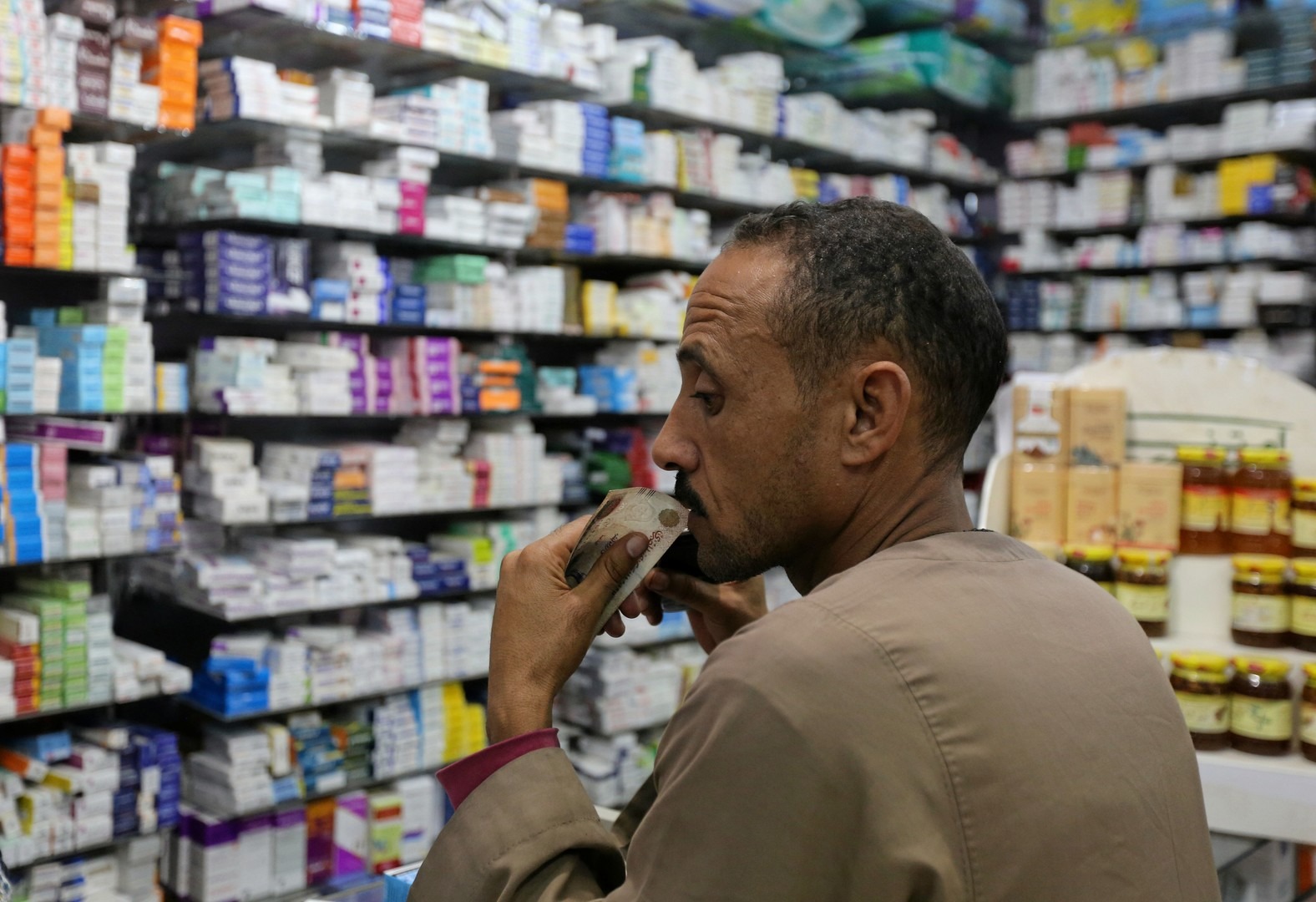 دواء المصريين.. بين كلفة الإنتاج وأزمة الصناعة