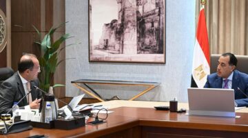 رئيس الوزراء ووزير المالية يستعرضان الملامح الأولية لحزمة التسهيلات الضريبية