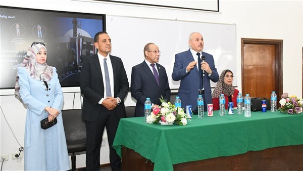 رئيس جامعة قناة السويس: الحياة الجامعية ليست مواد دراسية فقط.. بل ثقافة