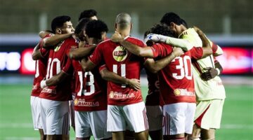 رد عاجل من النادي على تهديد نجم الأهلي بالرحيل