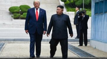زعيم كوريا الشمالية يعرب عن استعداده لإجراء محادثات مع نظيره الأمريكي