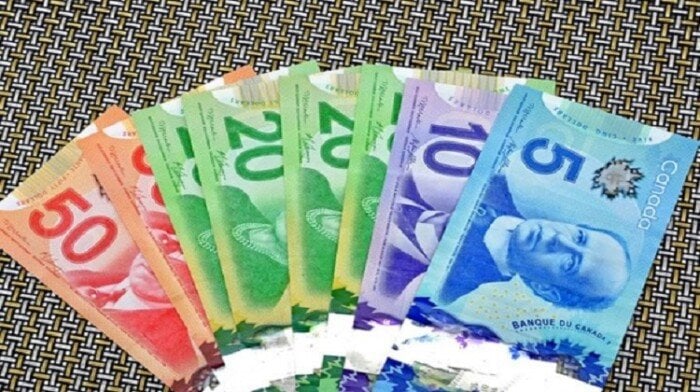 سعر الدولار الكندي في البنوك اليوم الإثنين 22 سبتمبر 2025