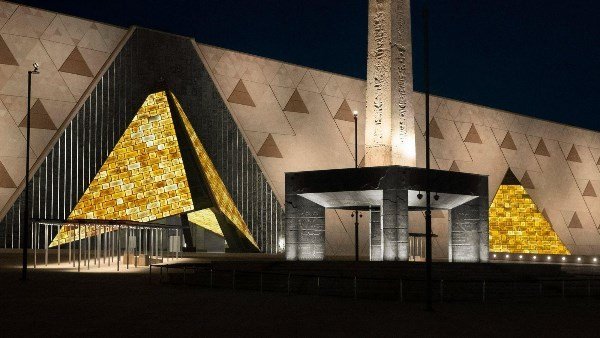 سعر تذكرة المتحف المصري الكبير 2025.. الحكومة تعلن موعد الافتتاح الرسمي