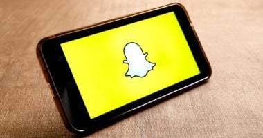 سناب شات يطلق ميزة “الاحتفاظ اللانهائى” وسلاسل جماعية للمحادثات