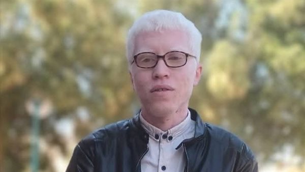 عاجل| "غير لائق".. قصة استبعاد طالب متفوق من التعيين بجامعة سوهاج لضعف نظره
