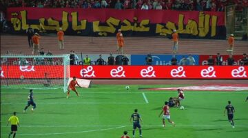 في 7 دقائق.. الأهلي يقلب الطاولة على الزمالك بهدفين