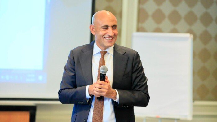 قرار جديد للمدارس التجريبية.. النجاح في اللغات الأجنبية شرط وتحويل الراسبين إلى المناهج العربية