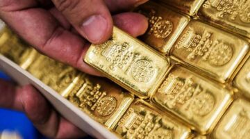كيف تعيد المخاوف المالية والتوترات الجيوسياسية تشكيل جاذبية الذهب كملاذ آمن؟