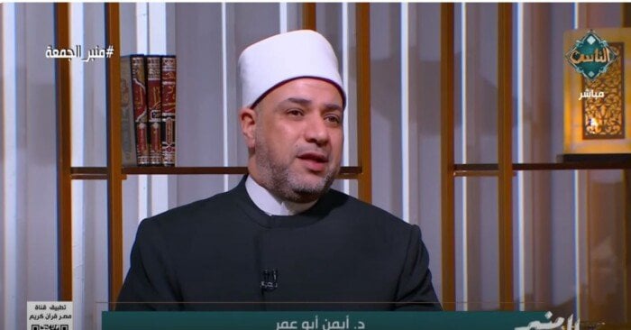 كيف يكون الاحتفال بمولد النبي؟.. أيمن أبو عمر يجيب