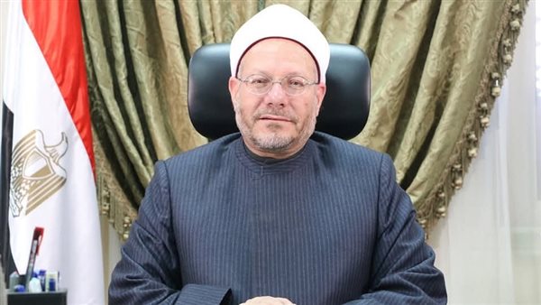 ما حكم الأسرة التي تمتنع عن تعليم أطفالها؟.. شوقي علام يجيب