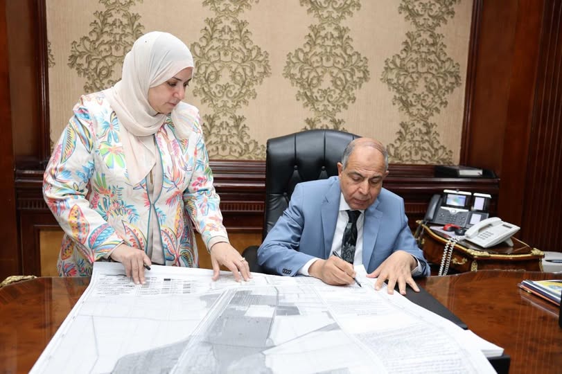 محافظ المنيا يعتمد المخطط التفصيلي لمدينة ملوي لدعم التنمية العمراني