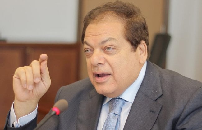 محمد أبو العينين: العالم يمر بأخطر وأهم مرحلة في تاريخه