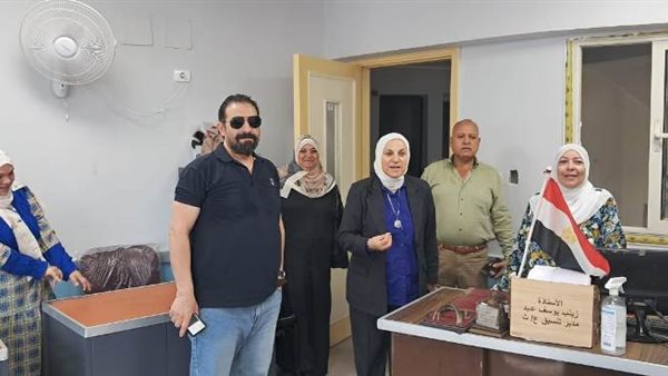 مديرة التعليم بالقاهرة تتفقد استعدادات العام الدراسي الجديد في المرج