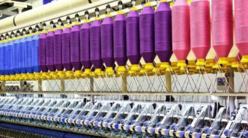 مصر تدعو الشركات الألمانية لتوطين تكنولوجيا ماكينات النسيج