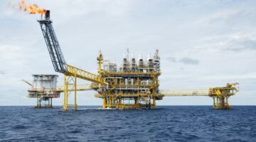 مصر توقع 3 اتفاقيات للبحث عن الغاز والبترول باستثمارات 121 مليون دولار