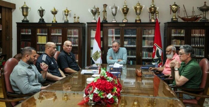 مفاجأة.. فيتوريا يشعل سباق المرشحين على مقعد المدير الفني لـ الأهلي