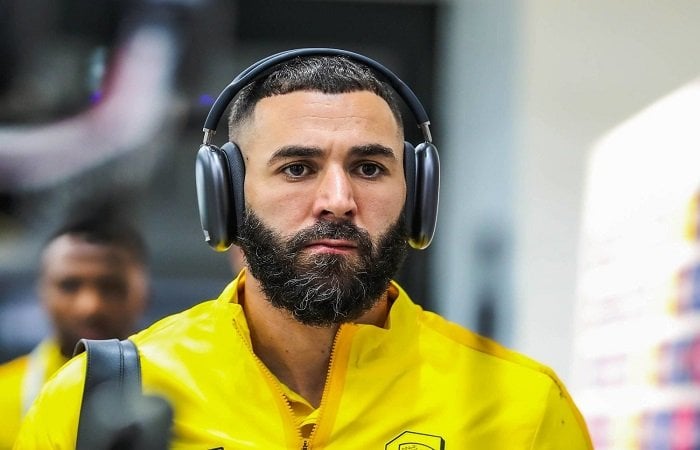 مورينيو يغازل بنزيما.. نجم الاتحاد يقترب من العودة إلى أوروبا