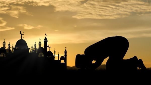 موعد أذان العشاء.. مواقيت الصلاة اليوم الأحد 7 سبتمبر 2025