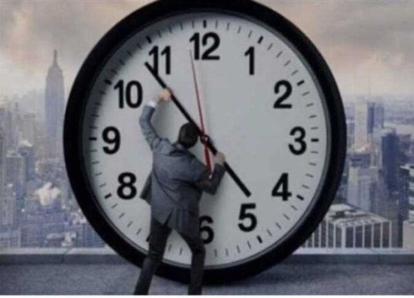 موعد تطبيق التوقيت الشتوي 2025.. خطوات تأخير الساعة