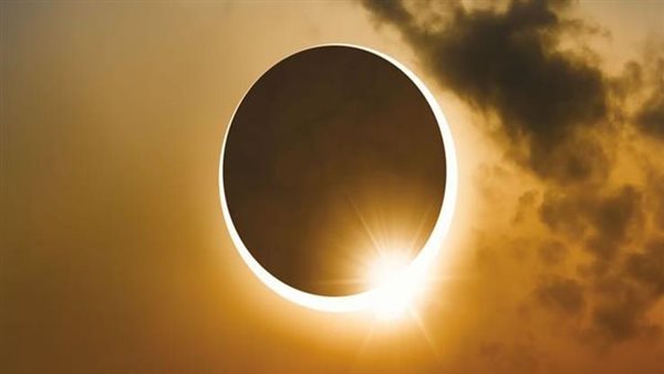 موعد كسوف الشمس 2025.. هل يُمكن رؤيته في مصر؟