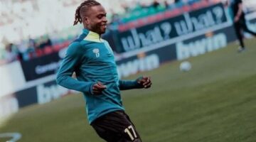 هل يشارك شيكو بانزا مع الزمالك أمام الإسماعيلي؟