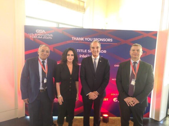وزير الاتصالات يشارك في المنتدى العالمي لأشباه الموصلات بالولايات المتحدة