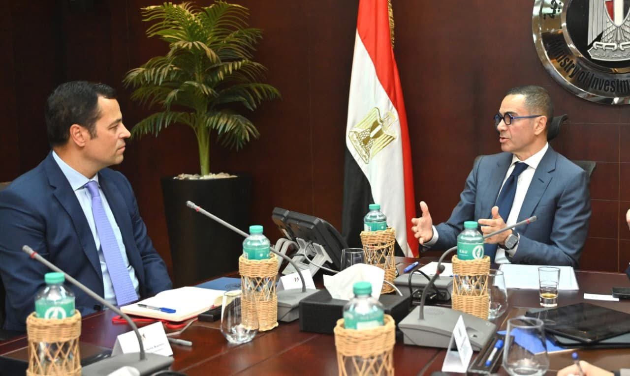 وزير الاستثمار يستعرض مع وفد صندوق النقد الدولي جهود تحسين الاقتصاد في مصر