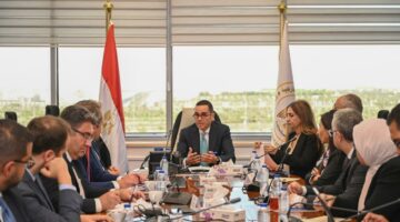 وزير الاستثمار يناقش مع وفد S&P Global مستجدات التصنيف الائتماني والإصلاحات الاقتصاديك