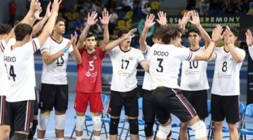 وزير الرياضة يهنيء المنتخب المصرى للكرة الطائرة للشباب بعد فوزه ببطولة إفريقيا والتأهل لبطولة العالم