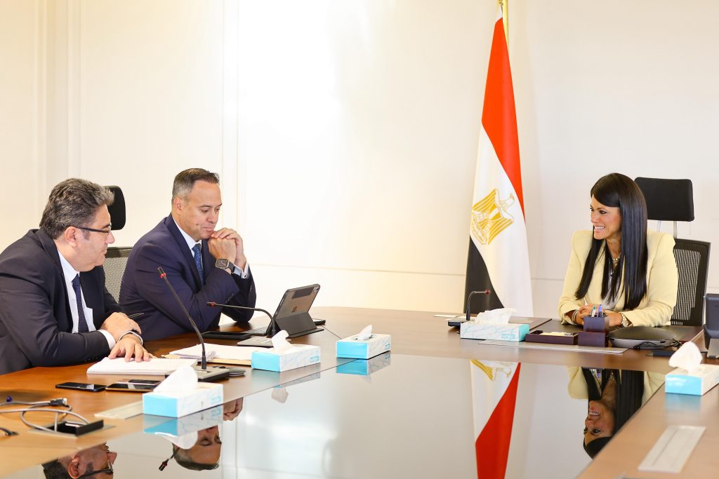 وزيرة التخطيط تستعرض مع «ستاندرد آند بورز» تطور مسار الإصلاح الاقتصادي في مصر