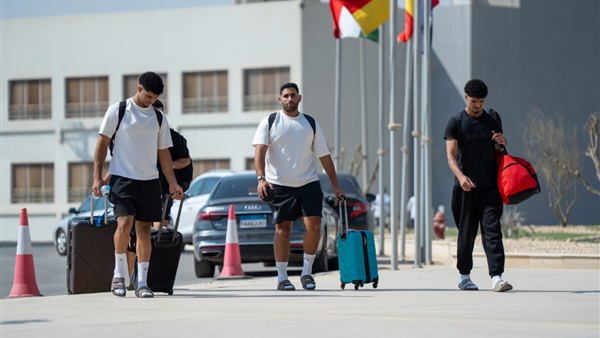 وصول الزمالك إلى العاصمة الإدارية للمشاركة في بطولة العالم للأندية لكرة اليد