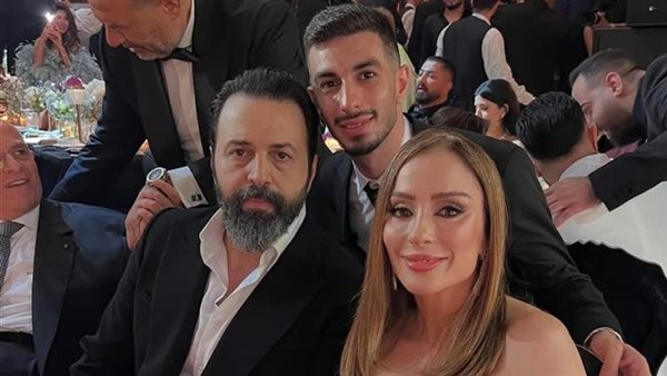 وفاء الكيلاني تتصدر الترند بسبب زوجها تيم حسن.. ايه الحكاية؟