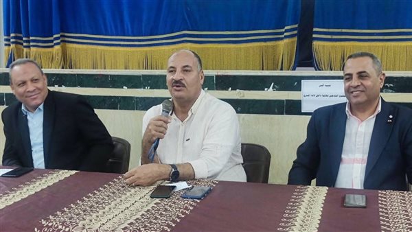 وكيل «التعليم» بالمنيا: نحن ملتزمون بتوفير عام دراسي منضبط وآمن لطلابنا