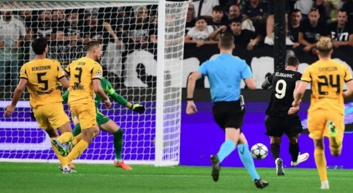 يوفنتوس يخطف تعادلا مثيرا من بوروسيا دورتموند 4/4 في دوري أبطال أوروبا
